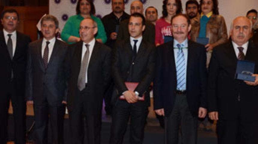 Kolon kanserini yenenler bir araya geldi