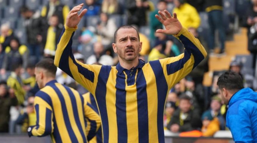 Büyük beklentilerle gelmişti! Bonucci takımdan olaylı şekilde ayrılıyor... Fenerbahçe'deyken başka bir takımla anlaştığı iddia edildi