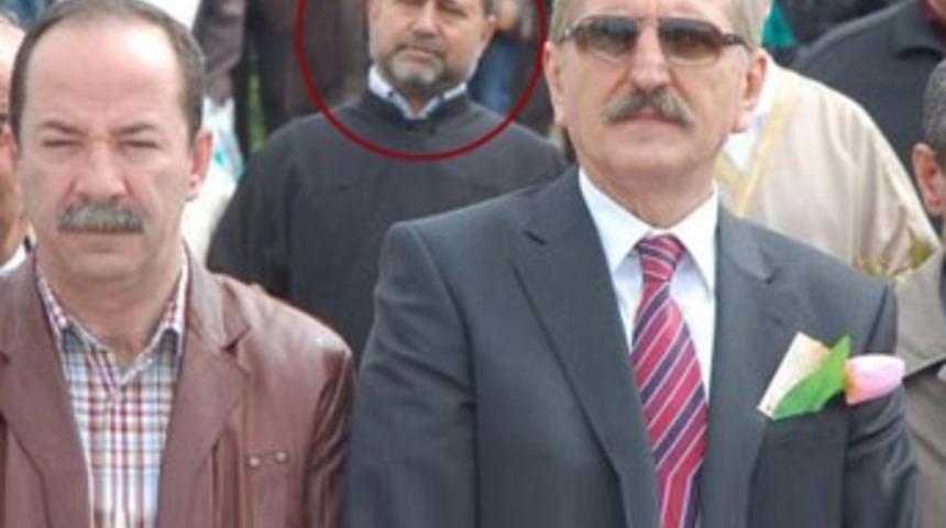 Vali, Bulgar rahibi yanında istemedi!