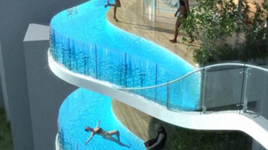 G&ouml;kdelen balkonunda y&uuml;zme havuzu!