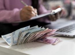 Emekliler dikkat, yüzde 166'yı aşan zam! Vakıfbank, Halkbank, Ziraat Bankası 12 bin lira yaptı: Emekli maaş promosyonunda özel bankalardan da sinyal geldi 