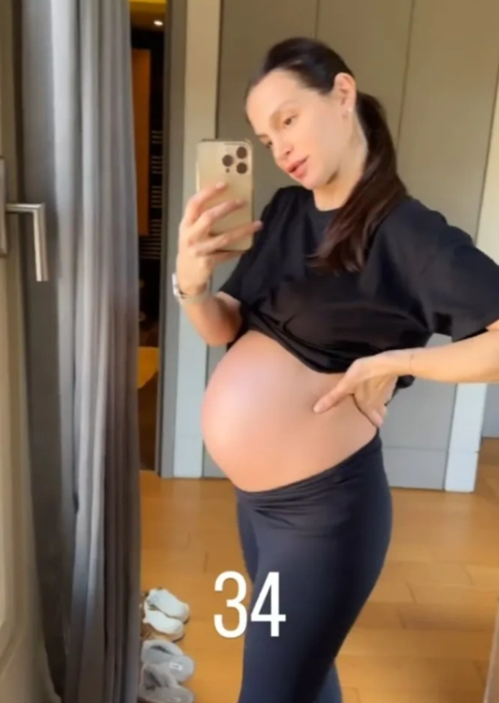 Hepsi grubunun esmer güzeli Cemre Kemer ikinci kez anne olmaya hazırlanıyor! Karnı burnunda pozlar G5