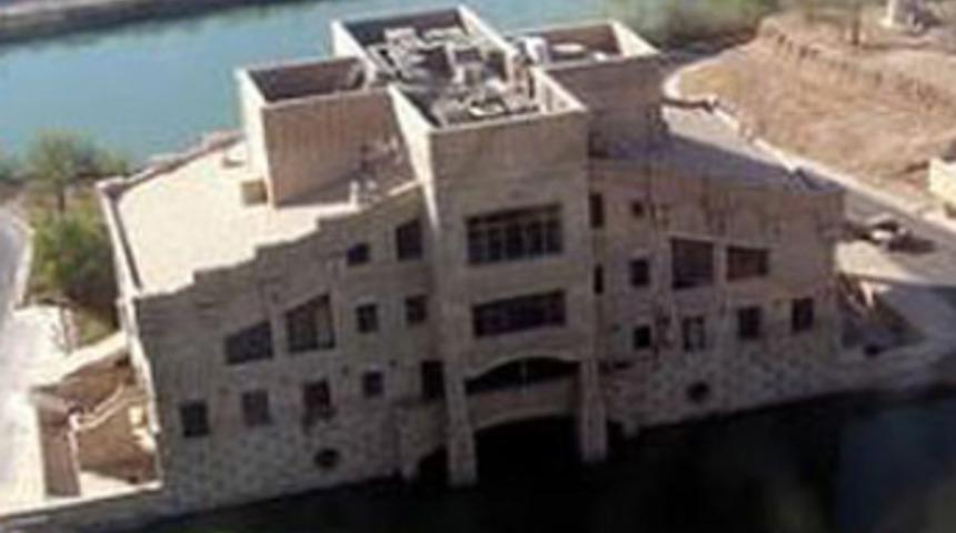 Saddam'ın sarayında seks partisi!