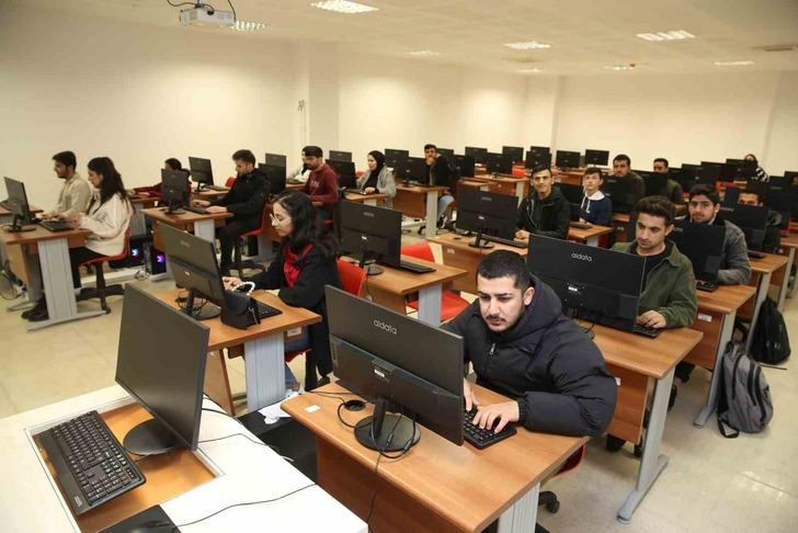 Şırnak Üniversitesinde yazılım laboratuvarı açıldı G3