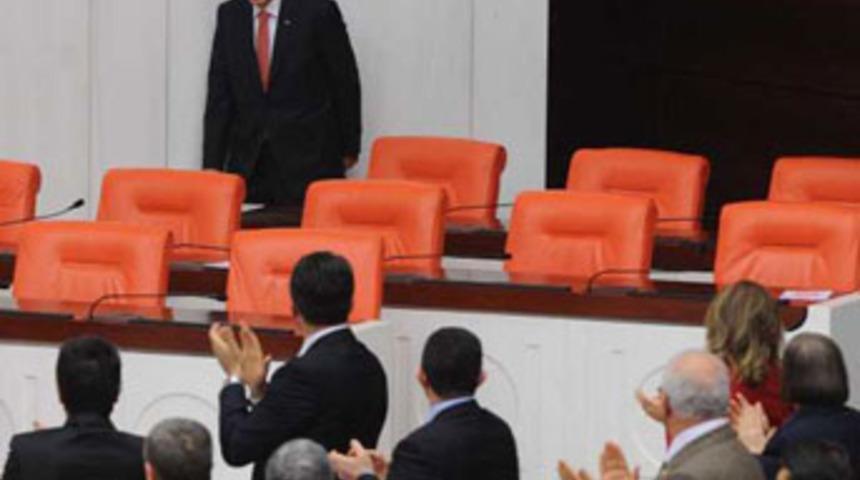 CHP Başbakan hakkındaki gensoruyu geri çekti