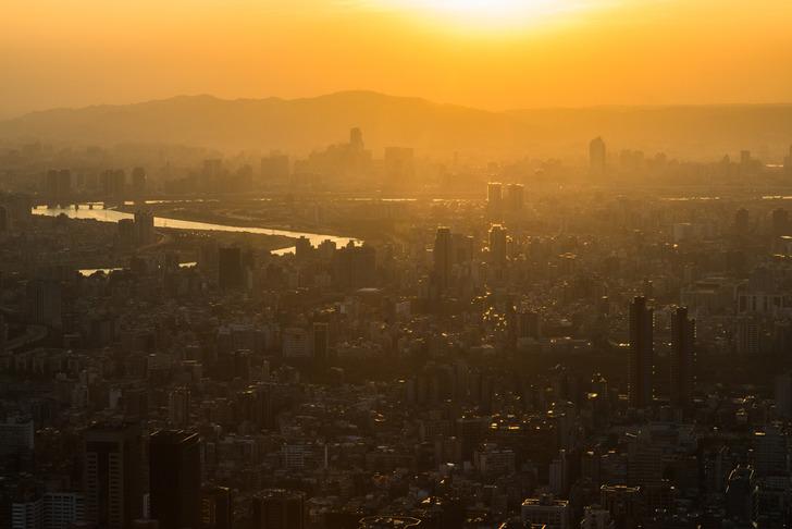 Türkiye için kırmızı renkli çöl tozu uyarısı! Sahra Çölü'nden geliyor, pazartesi gününe dikkat! 'Maskeleri hazırlayın' G1