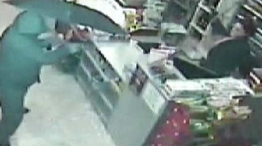 İzmir'de dehşet kamerada!