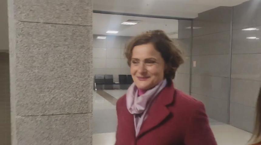 Canan Kaftancıoğlu adliyeye böyle geldi! CHP'yi karıştıran 'para sayma' görüntüleri için ifadesi alındı