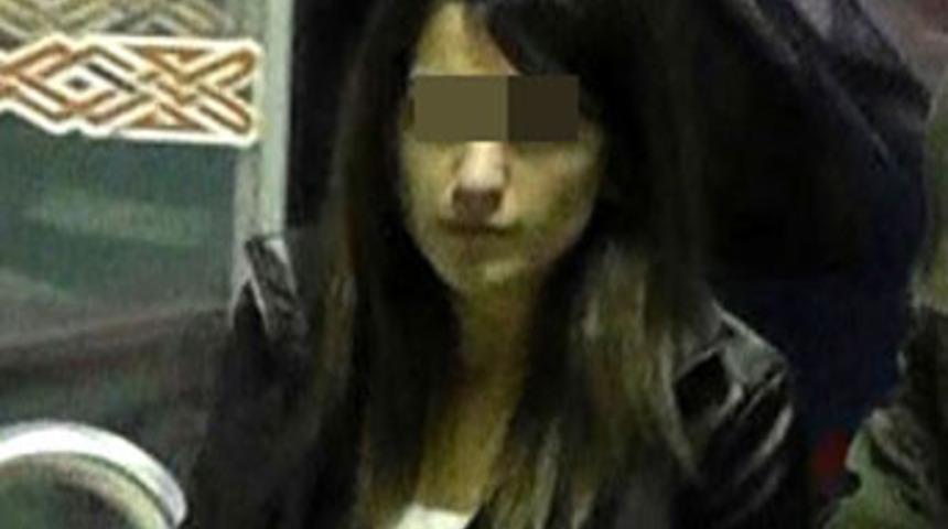 &Uuml;niversiteli kızdan tuzak!