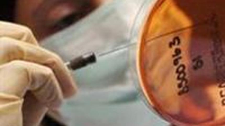 Esrarengiz hastalık &ouml;ld&uuml;r&uuml;yor