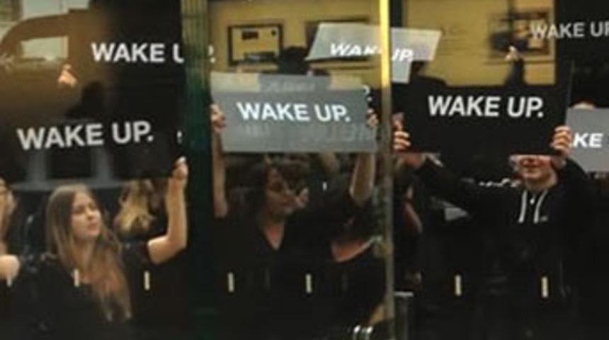 Apple mağazasını basanlar belli oldu!