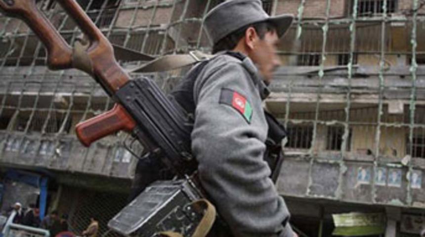 Kardeşi dahil 9 arkadaşını uykuda &ouml;ld&uuml;rd&uuml;