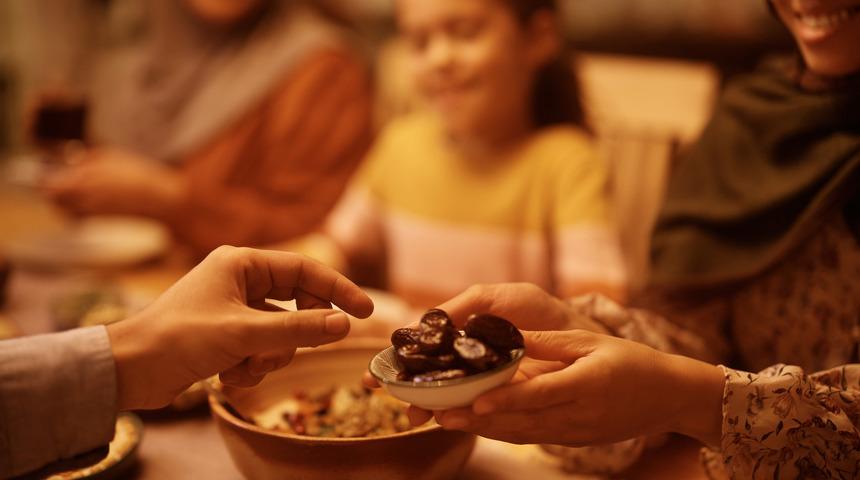 Iftara giderken ne hediye alınır? İftara giderken ne götürülür?