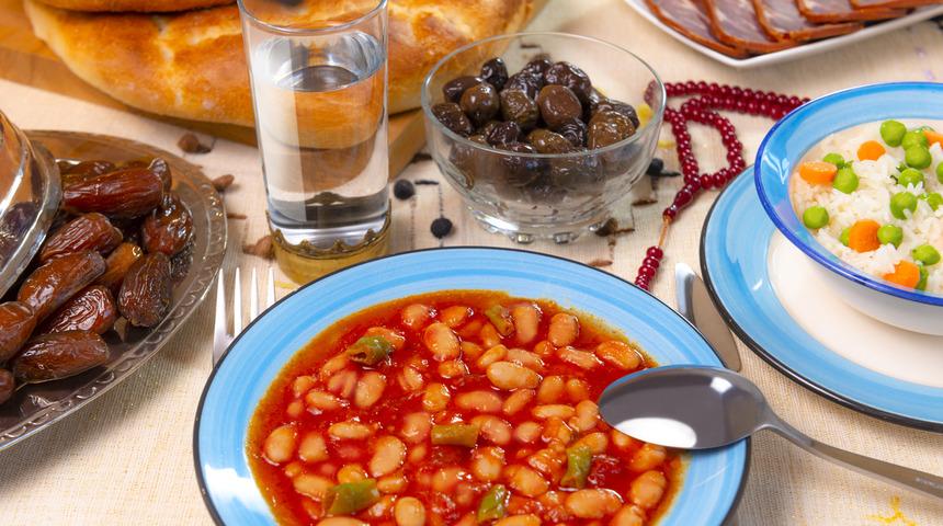 İftar sofrasında bulundurmadan önce bir kez daha düşünün! 'Vücuda zarar veren maddelerle dolu'