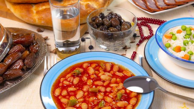 İftar sofrasında bulundurmadan önce bir kez daha düşünün! 'Vücuda zarar veren maddelerle dolu'