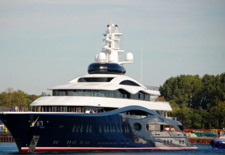 Dünyanın en zengin insanı Mark Zuckerberg 300 milyon dolarlık yat aldı! Lüks yatın içinde yok yok G2