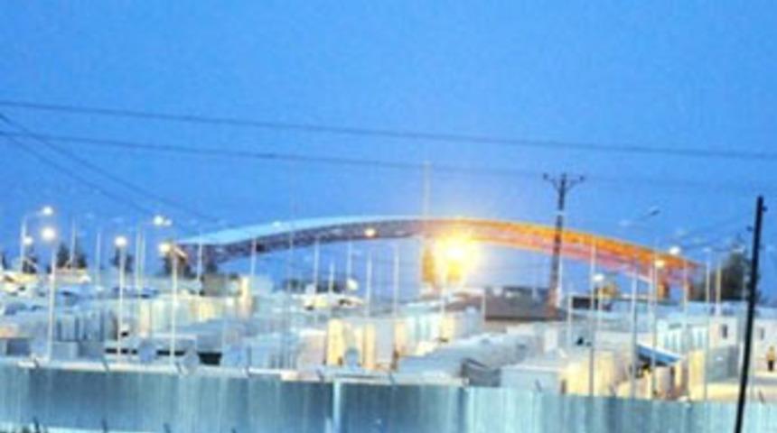 Suriye'den konteyner kentlere ateş a&ccedil;ıldı