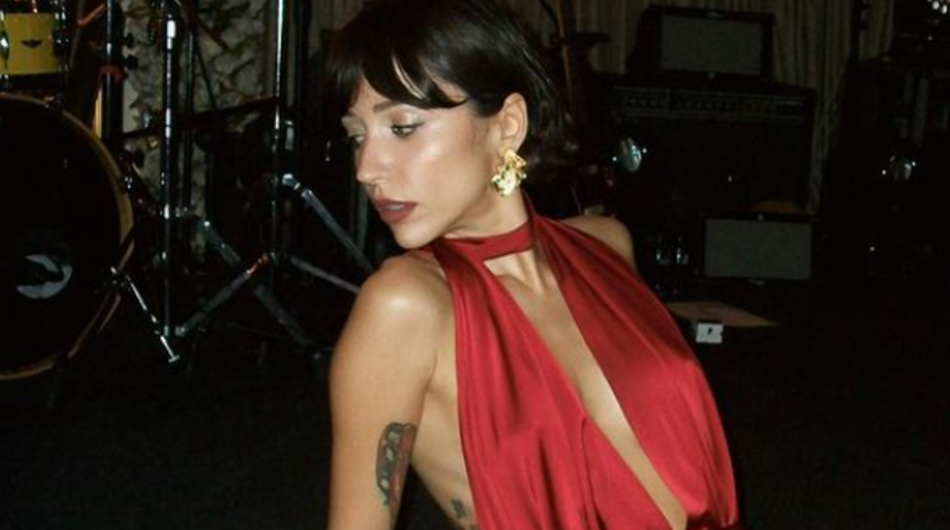 Urla'ya yerleştiği söyleniyordu! Zeynep Bastık 40 milyon TL'lik yatırım yaptı ama...