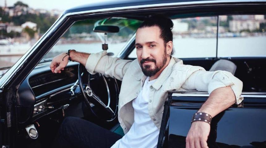 Doğukan Manço acı haberi sosyal medya hesabından duyurdu! 'Son fotoğrafımızmış'