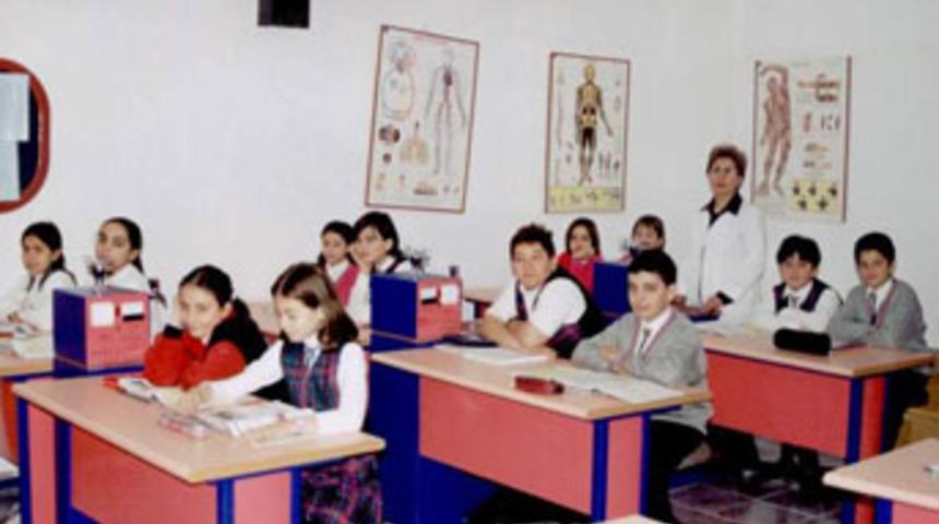 Anayasa Mahkemesi'nden 4+4+4'e vize