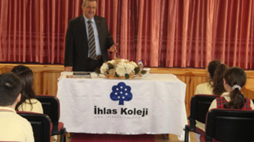 Belediye Başkanı'ndan &ccedil;ocuklara ders