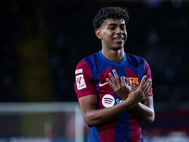 Barcelona Başkanı 16 yaşındaki oyuncularına gelen dudak uçuklatan teklifi açıkladı!