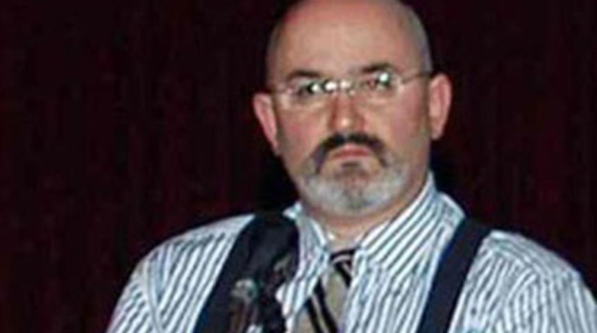 Emniyette yardımcı hizmetli stat&uuml;s&uuml; polemiği