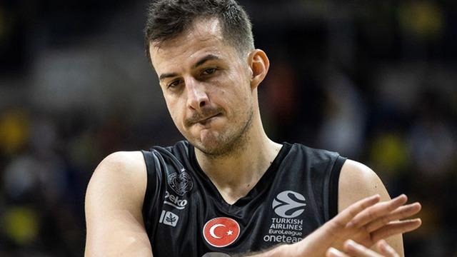 Fenerbahçe Beko'nun eski yıldızı Nemanja Bjelica, basketbolu bıraktı
