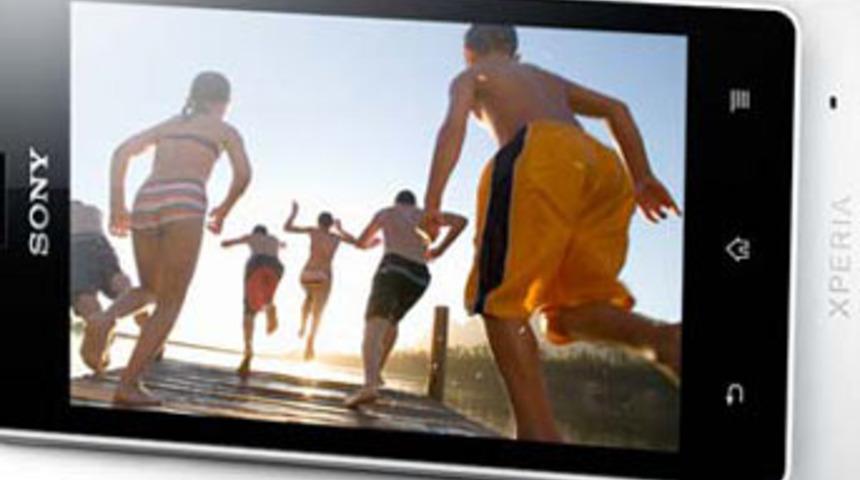 Sony'den su ge&ccedil;irmez telefon