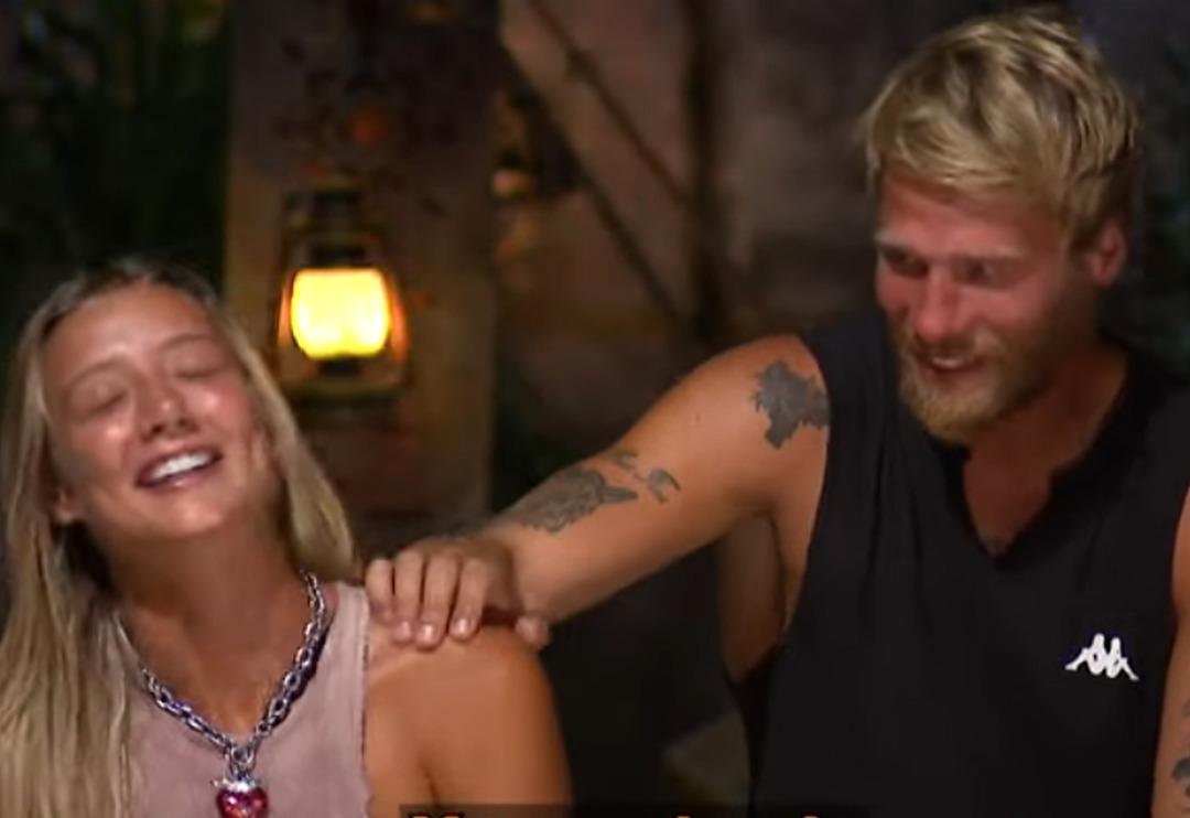 Hande Sarıoğlu arkadaşı Aleyna'nın Yunus Emre ile samimi hallerine kızdı! "Rahatsız olmaya başladım"