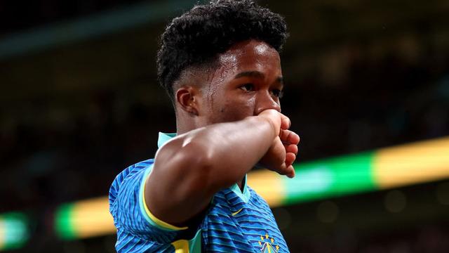 17 yaşındaki futbolcu Endrick, Brezilya Milli Takımı'ndaki ilk golünü İngiltere'ye attı