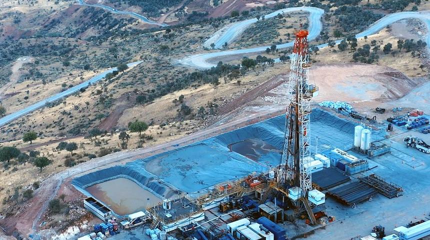 Bakan Bayraktar tarih verdi:  "Gabar'da günlük petrol üretiminin 40 bin varile ulaşacak"
