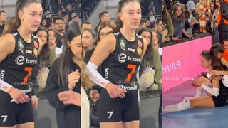 Türk voleybolunun parlayan yıldızı Hande Baladın, galibiyet sonrası gözyaşlarını tutamadı