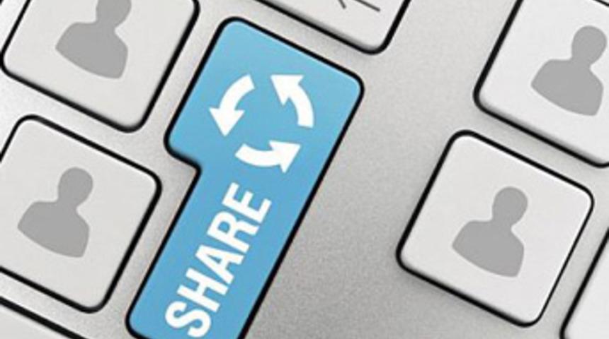 FBI Facebook’u dinlemek için düğmeye bastı!