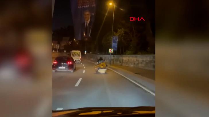 Bu görüntüler İstanbul'dan: Motosikletin arkasına banyo küveti bağladı, eşya taşıdı! "Böyle bir saçmalık yok" G1