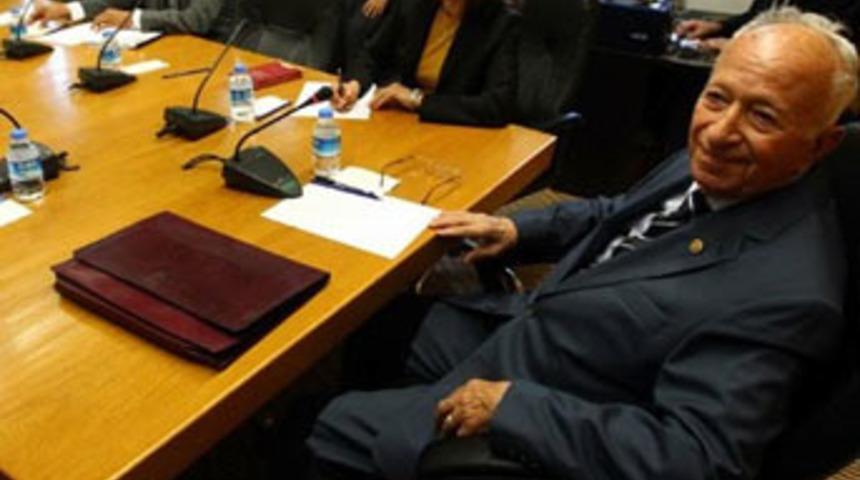 Darbe ortamından azınlıkları sorumlu tuttu