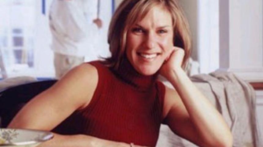 Evine giren g&uuml;vercin sayesinde milyoner oldu