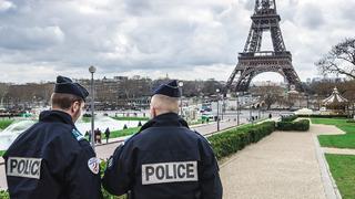 IŞID'in Moskova'daki kanlı saldırısı sonrası Fransa'da terör alarmı en üst seviyeye çıkarıldı