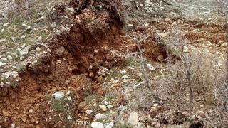 Sağanak nedeniyle Şırnak-Hakkari kara yolunda çökme oluştu