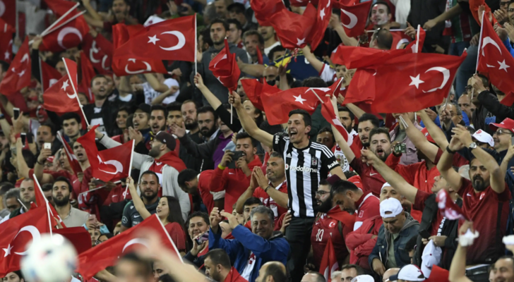 Dünyanın en ateşli taraftarlarını açıkladılar! Süper Lig'den sadece 1 takım var G5