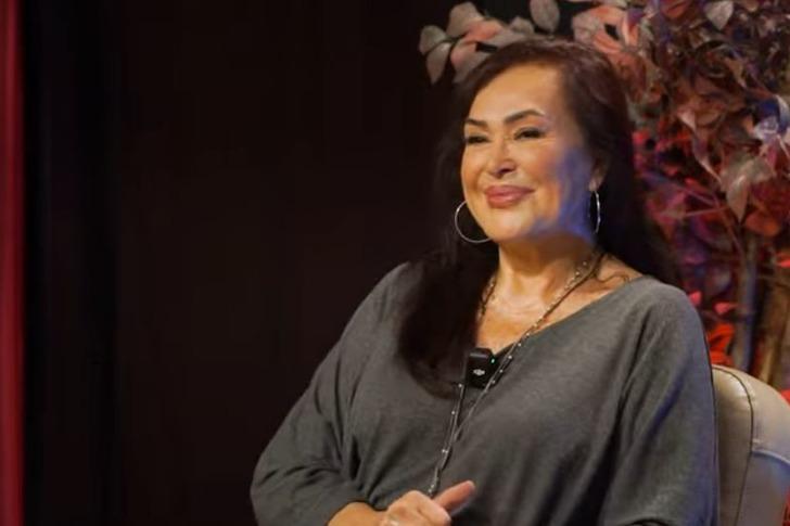 Türkan Şoray'dan Müjdat Gezen'e itiraflar! O sahnede oynamak istemeyince yerine Müjde Ar gelmiş G1