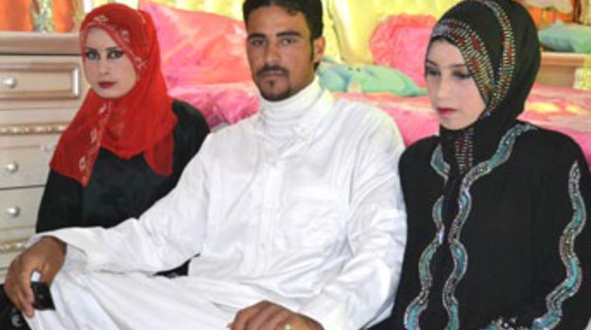 &Ccedil;amurdan evde 1 damat 2 gelin