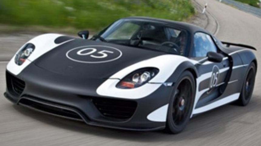 Porsche’den hibrit canavar: 918 Spyder