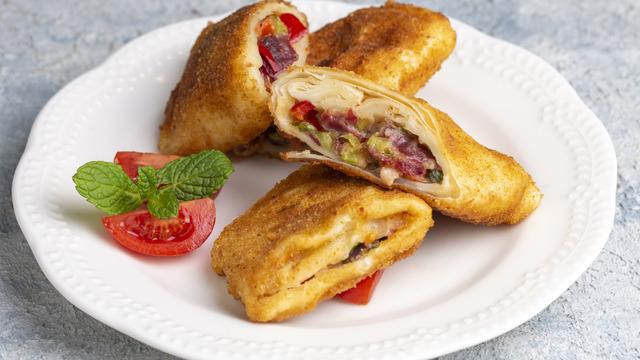 Pizza börek tarifi: Pizza börek nasıl yapılır?