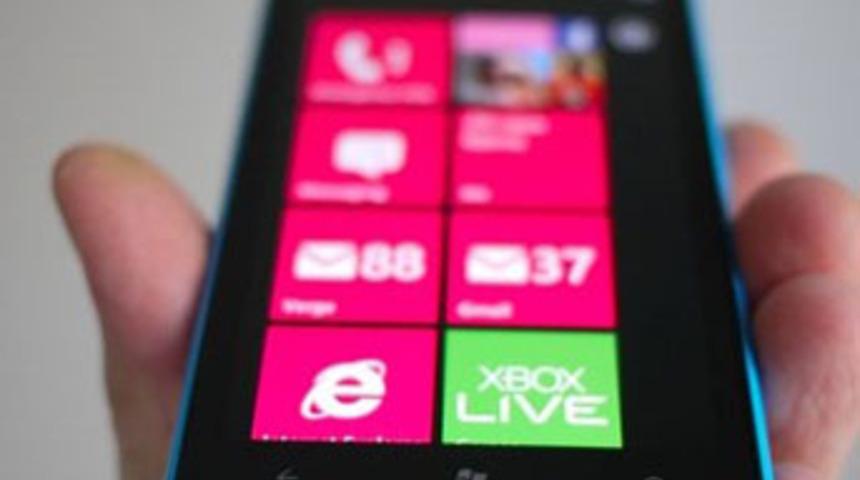 Nokia Lumia’nın ekranı için ne yapacak?