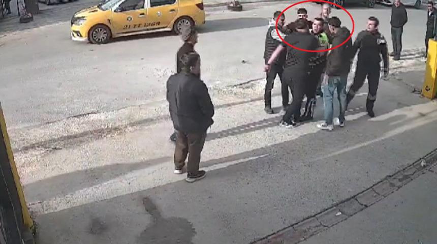 Diyarbakır'da ekiplerin üzerine otomobili sürmüştü! Yeni gelişmeyi Bakan Yerlikaya duyurdu, tutuklandı