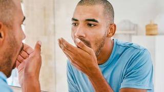 Sabahları geçmeyen kötü nefesten şikayetçiyseniz dikkat! Uzmanlar uyardı: öldürücü kanserin işareti olabilir