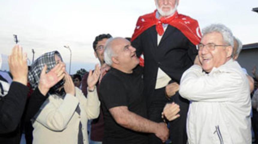 85 yaşındaki dede, en yaşlı asker