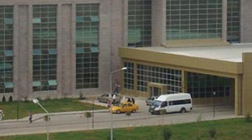 Hastanede hastanelik oldular