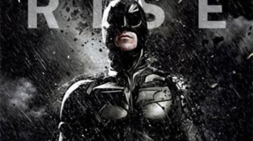 Kara ş&ouml;valyeyi bir de b&ouml;yle g&ouml;r&uuml;n!